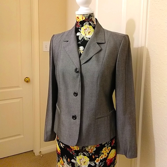 Suit Blazer and Pants - Picture 1 of 4